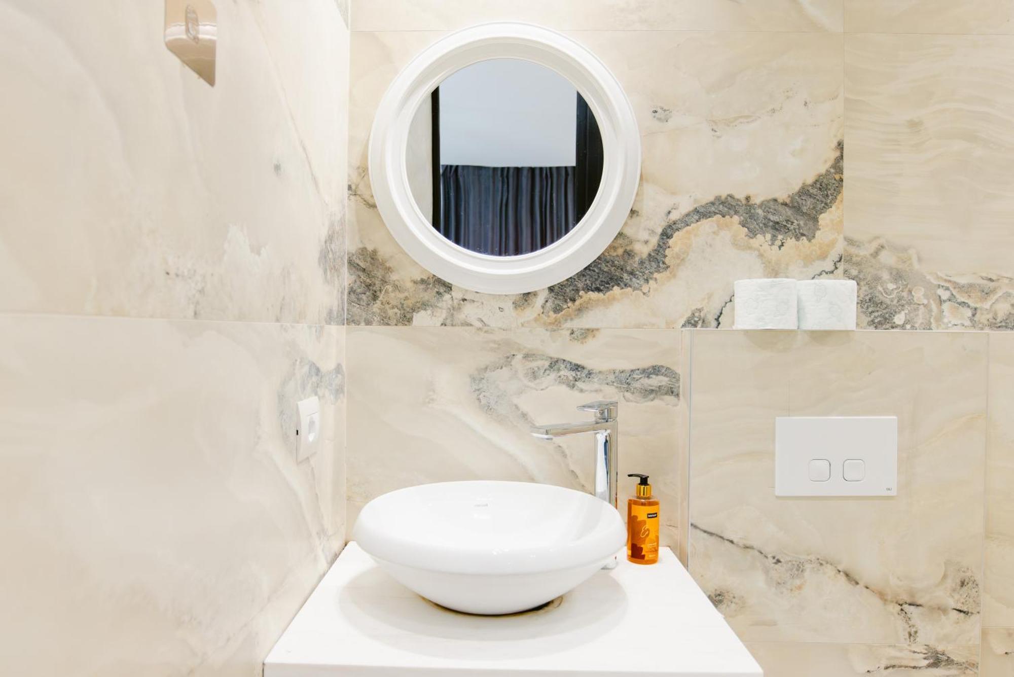 Durres Str Modern Apartments - The Nest Tirana Exteriér fotografie