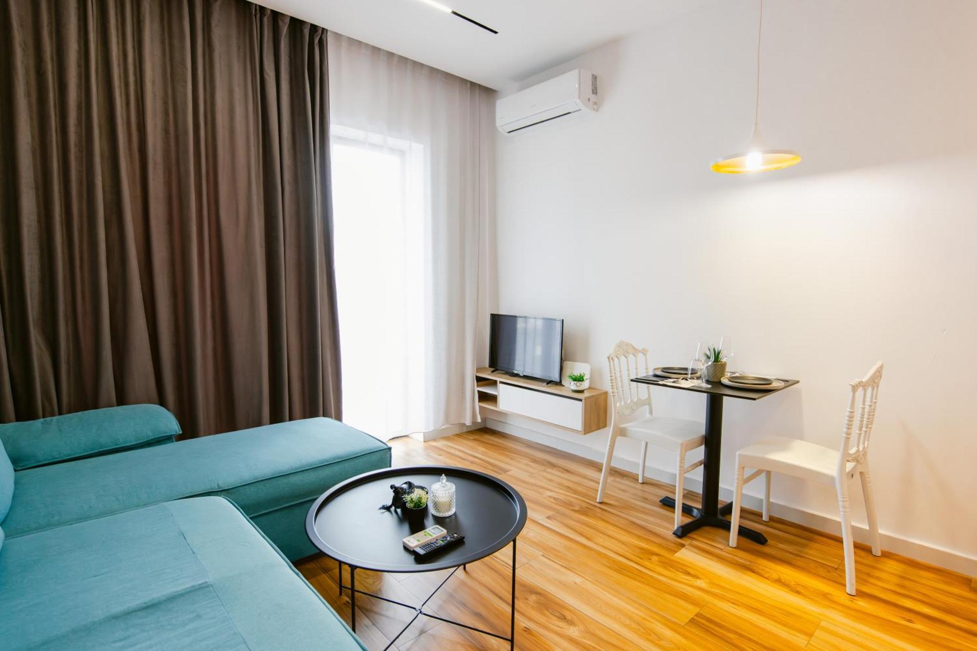 Durres Str Modern Apartments - The Nest Tirana Exteriér fotografie